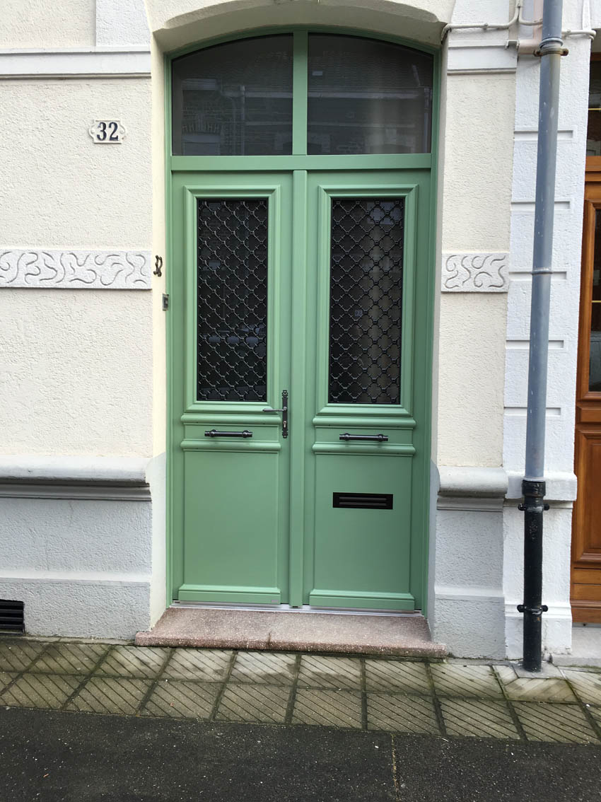 Porte Bel’m Montmartre en bois laqué vert 6021