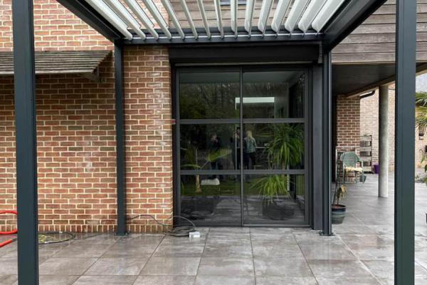 Dvm pergola bioclimatique en aluminium ral gris anthracite 7016 3